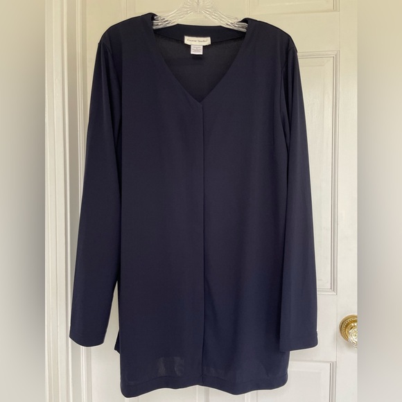 Deep, navy black hidden button-down blouse by Susan Graver XL - Picture 3 of 6